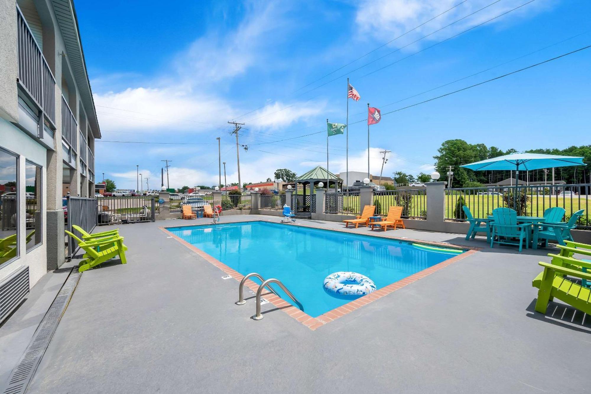 Quality Inn & Suites Monticello Екстериор снимка